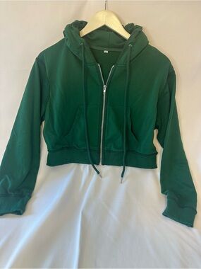 Cropped Zip-Up Hoodie in Forest Green